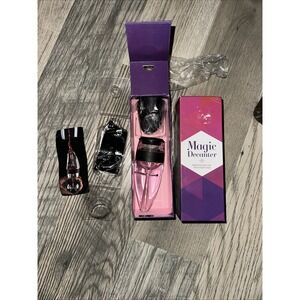 Wine Aerator Magic Decanter by Traveling Vineyard with Base With Box